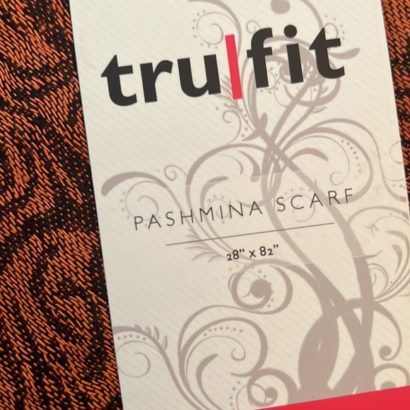 Scarf - Picture 2 of 3